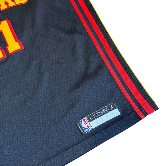 Jordan Atlanta Hawks Jersey Boys Large 14-16 Black Excellent Trae Young 11 NBA - Picture 2 of 4